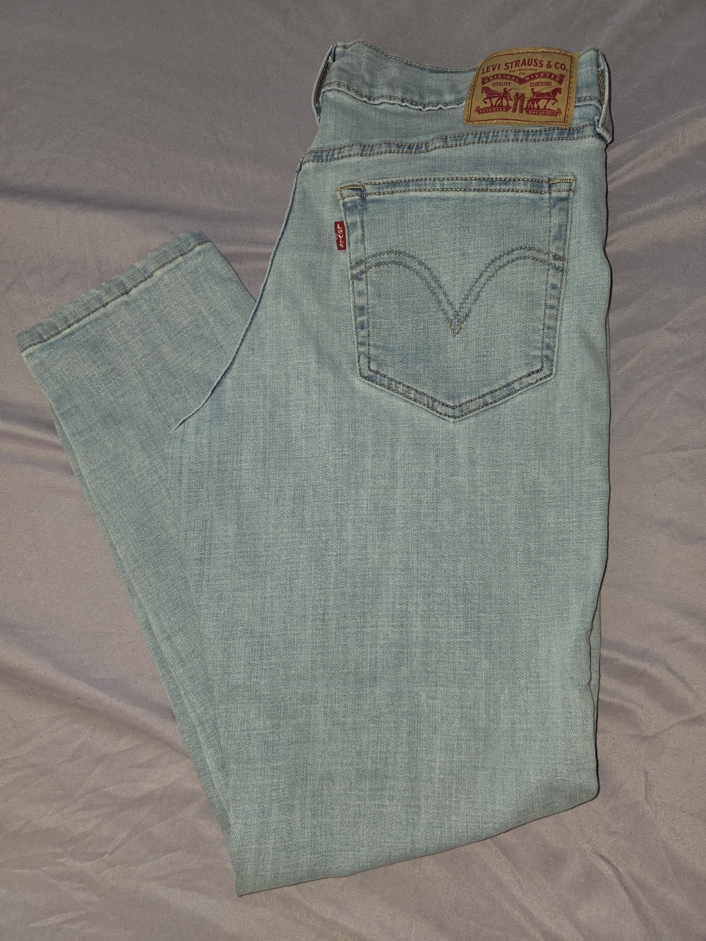 Levi's Light Wash Denim Jeans